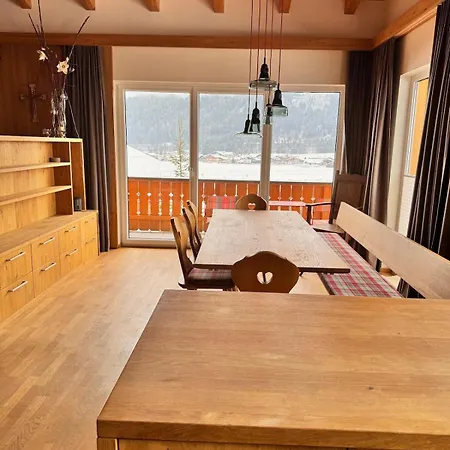 Ski-in Ski-out Alpine Flat Apartment
